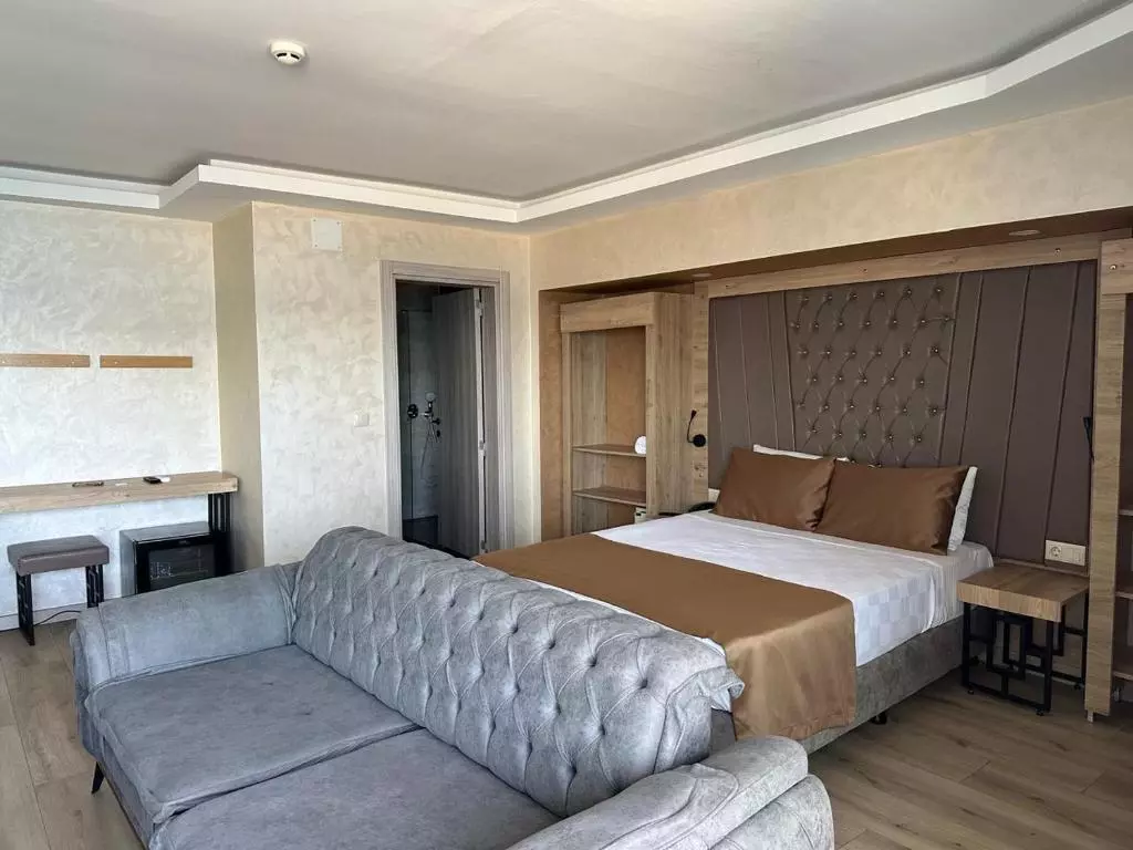 هتل پوینت بیچ مارماریس